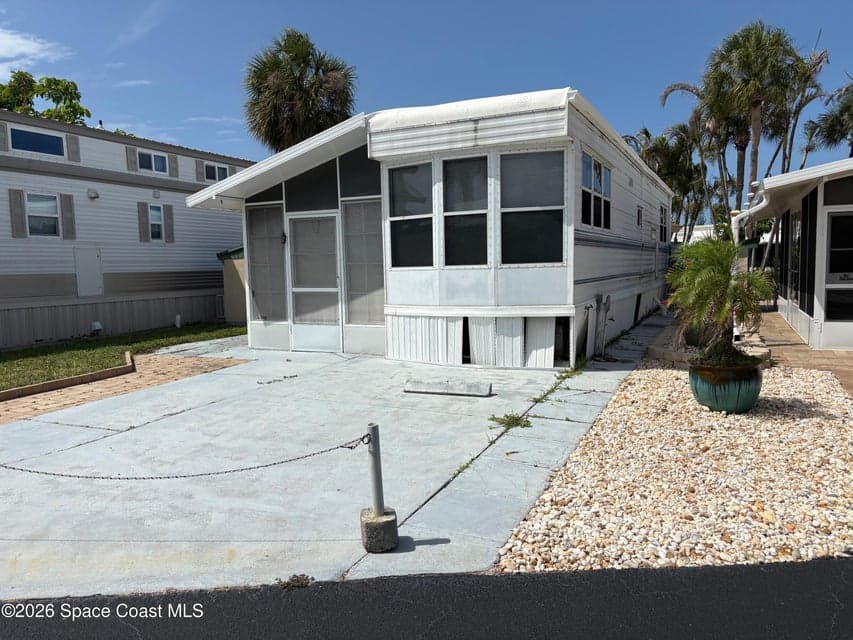 714 Horizon Lane 317, Melbourne Beach, FL 32951 photo 3