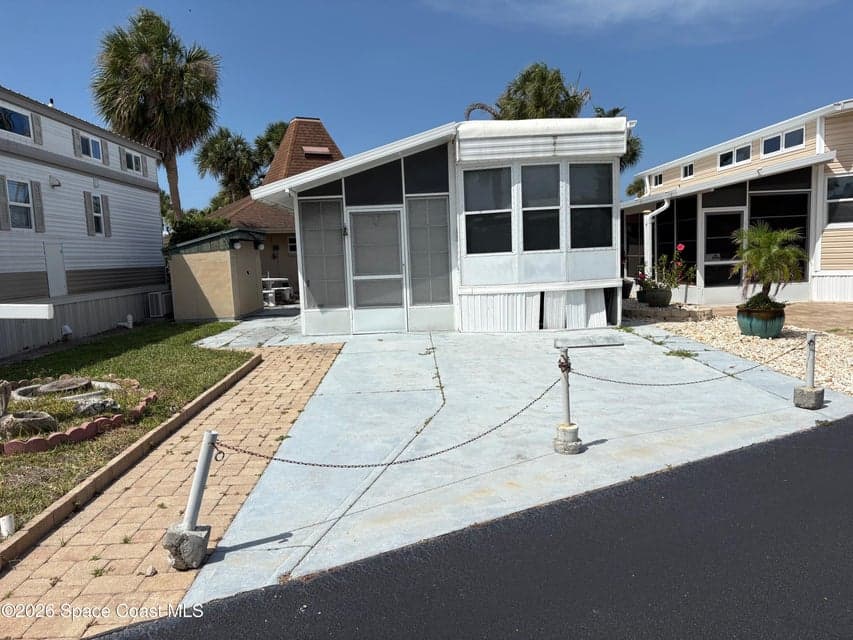 714 Horizon Lane 317, Melbourne Beach, FL 32951 photo 2