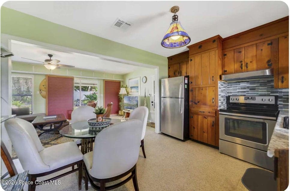 1437 S Orlando Avenue, Cocoa Beach, FL 32931 photo 3