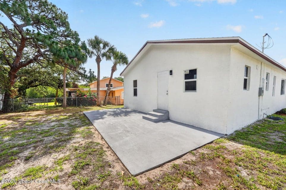 2343 Grant Street, Melbourne, FL 32901 photo 5