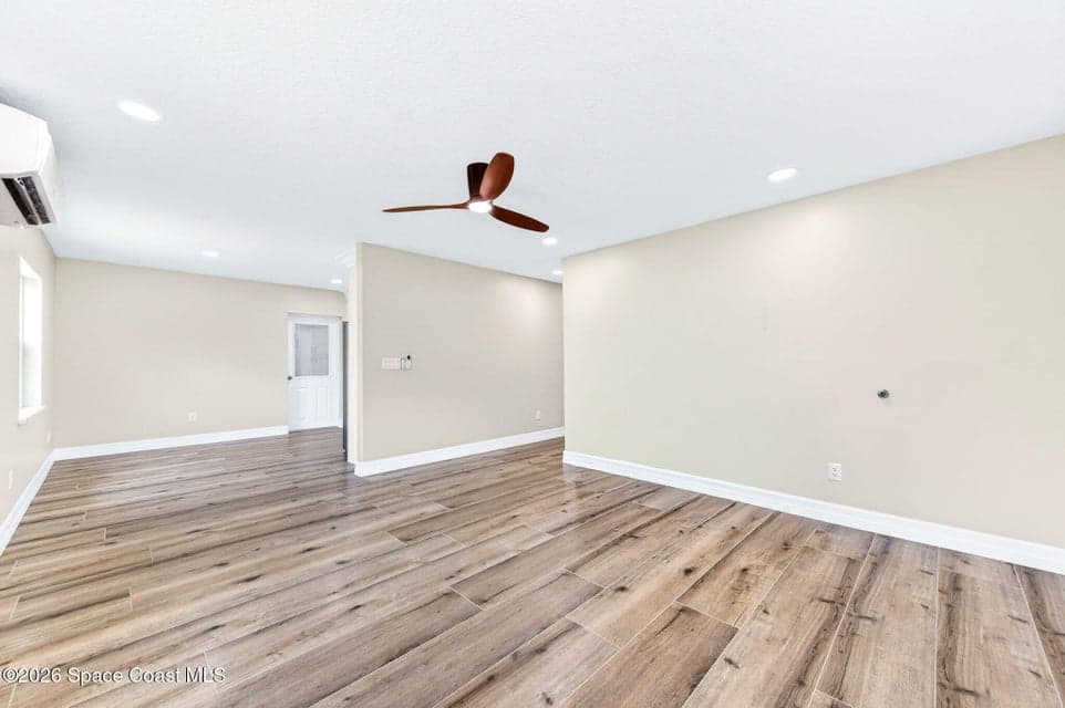 2517 Lipscomb Street, Melbourne, FL 32901 photo 4