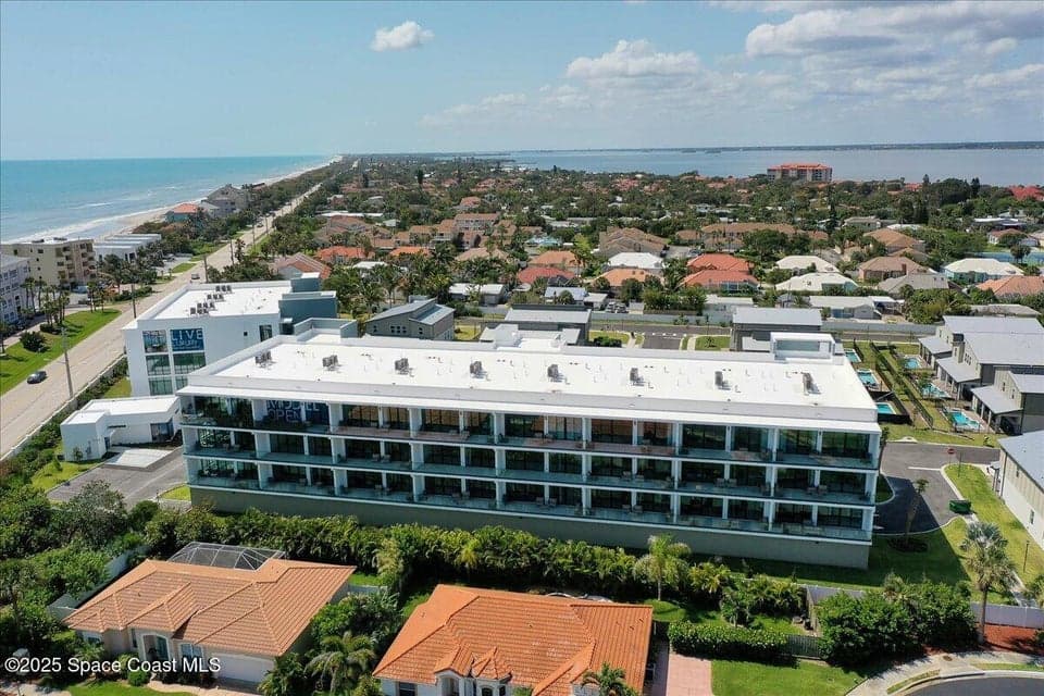 3031 Hafen Lane 205, Melbourne Beach, FL 32951