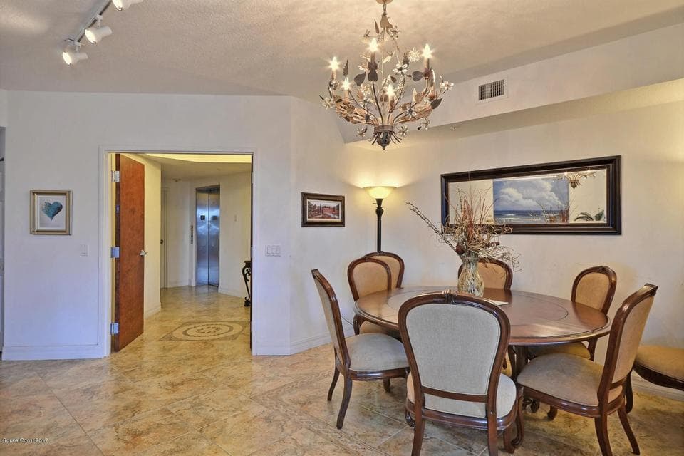 130 Warsteiner Way 204, Melbourne Beach, FL 32951 photo 5