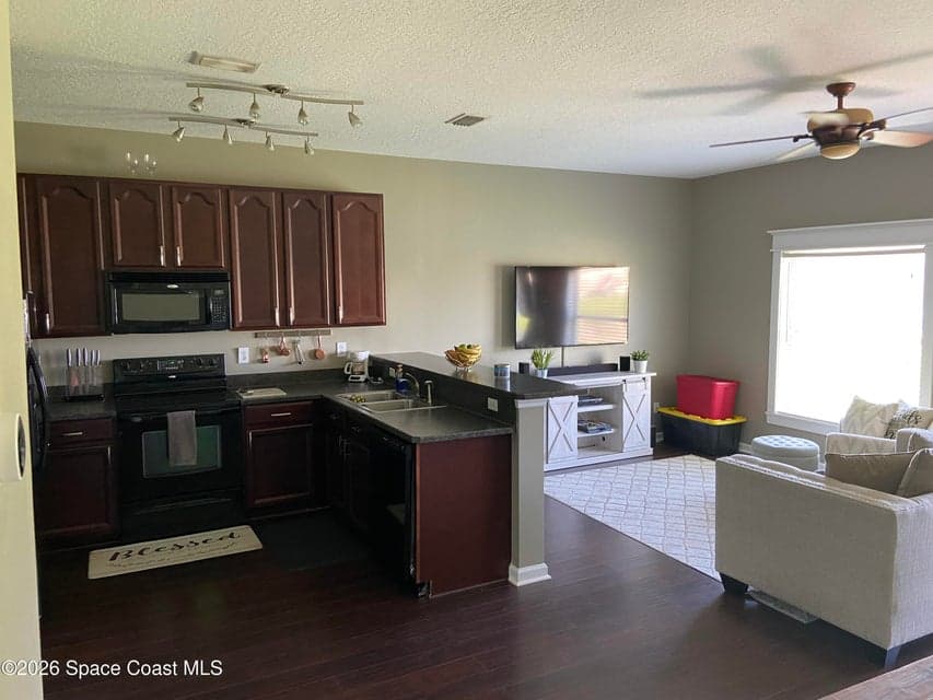 2630 Revolution Street E 102, Melbourne, FL 32935 photo 6