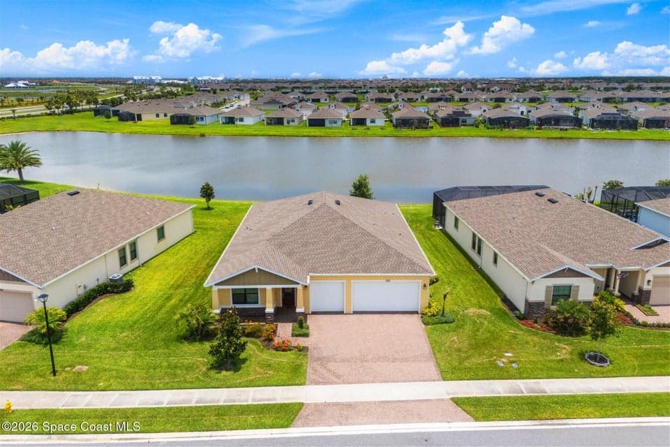 1363 Great Belt Circle, Melbourne, FL 32940