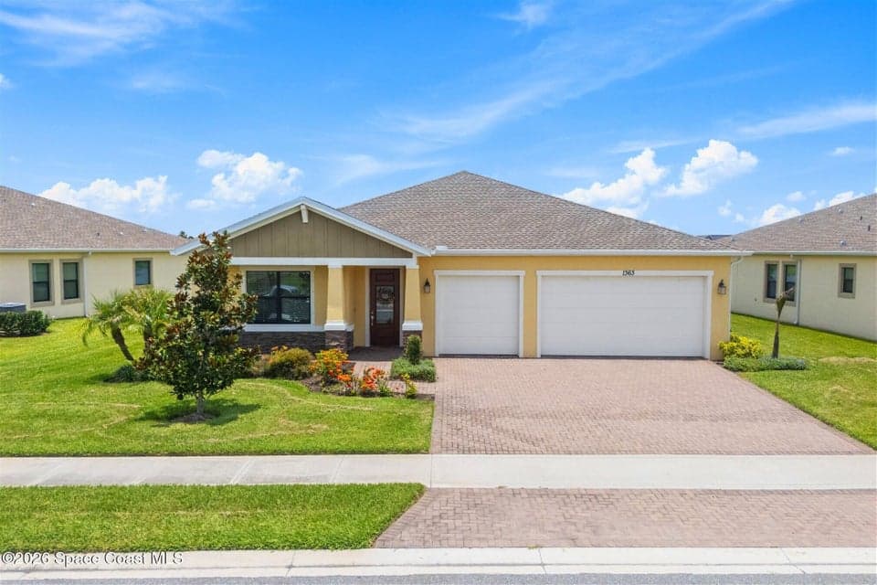 1363 Great Belt Circle, Melbourne, FL 32940 photo 2
