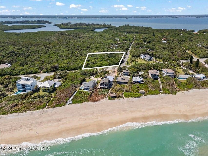 101 Seagrape Road, Melbourne Beach, FL 32951 photo 2
