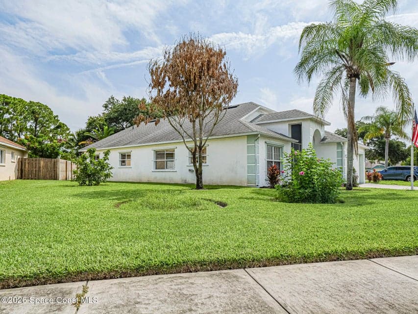 4891 Erin Lane, Melbourne, FL 32940 photo 3