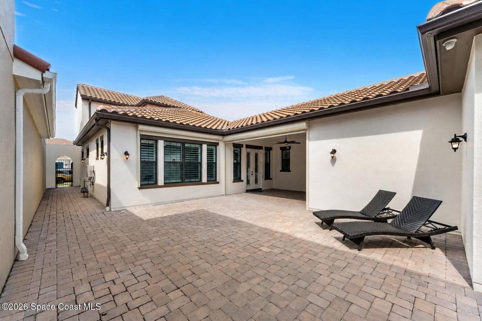 8397 Gullen Drive, Melbourne, FL 32940 photo 4