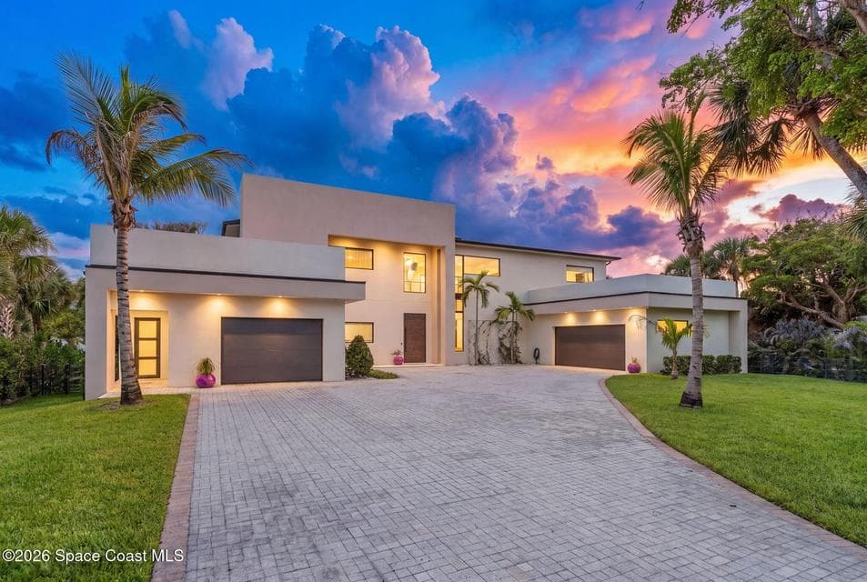 7866 Casuarina Drive, Melbourne Beach, FL 32951 photo 2