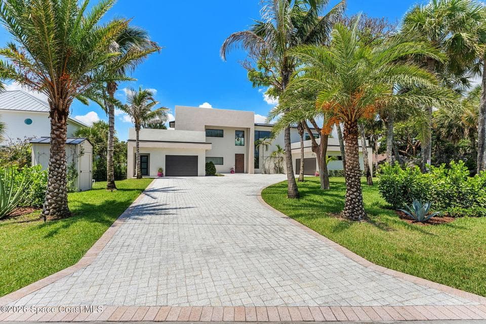 7866 Casuarina Drive, Melbourne Beach, FL 32951 photo 6