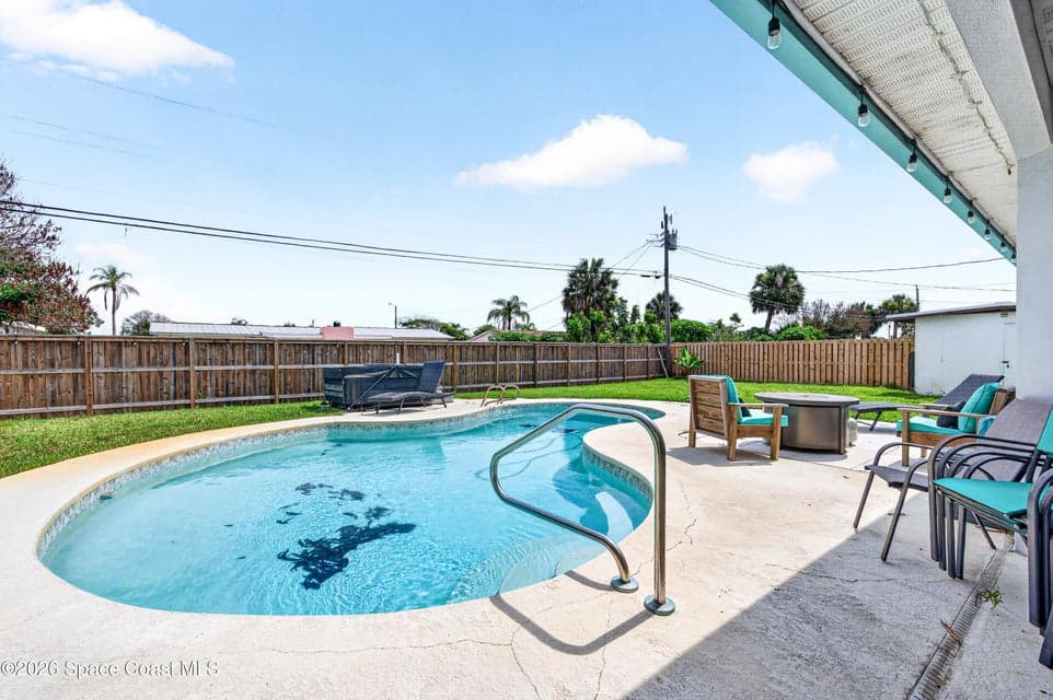 237 NE 1st Street, Satellite Beach, FL 32937 photo 2