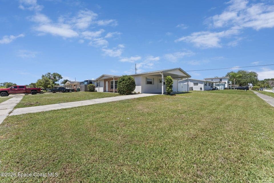 676 Ixora Drive, Melbourne, FL 32935 photo 4