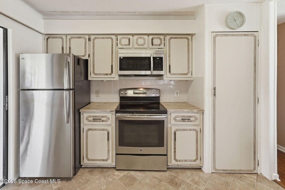 511 Jennifer Circle, Melbourne, FL 32904 photo 5