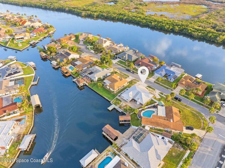 1525 Sykes Creek Drive, Merritt Island, FL 32953 photo 3