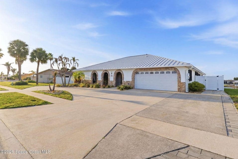 1525 Sykes Creek Drive, Merritt Island, FL 32953 photo 6