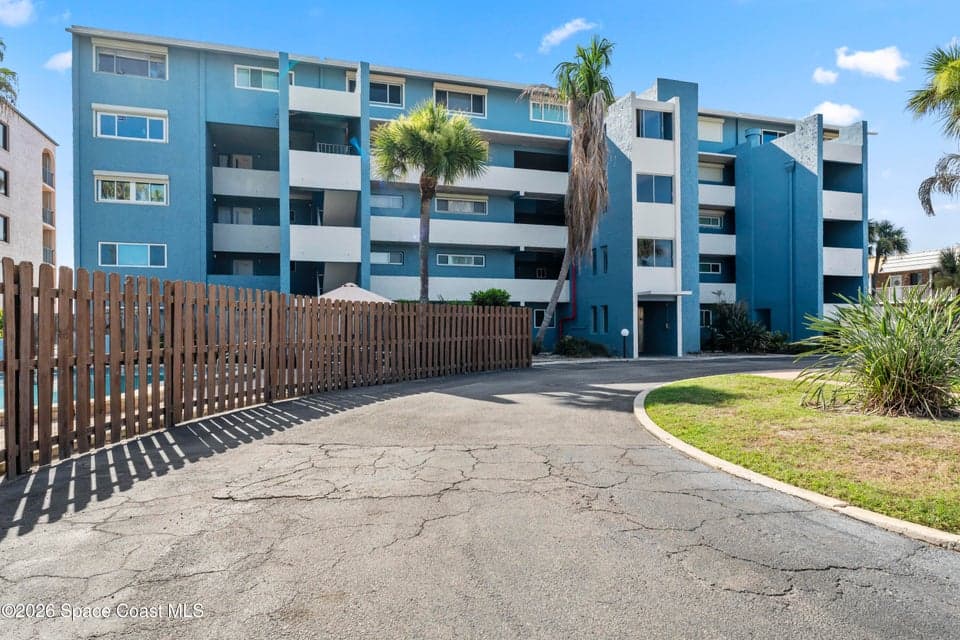 5050 Ocean Beach Boulevard 301, Cocoa Beach, FL 32931 photo 2