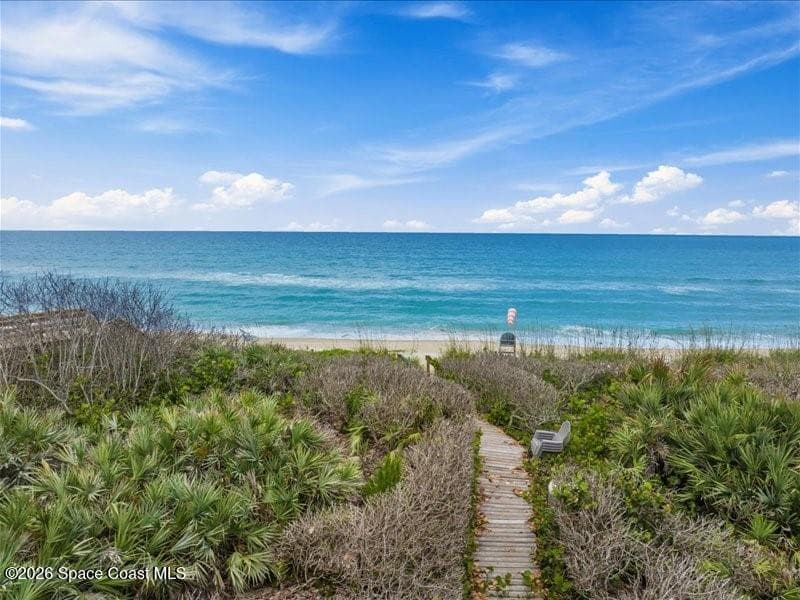 Home for sale at 7333 S Highway A1a, Melbourne Beach, FL 32951 – 3 bed, 4 bath, photo 4