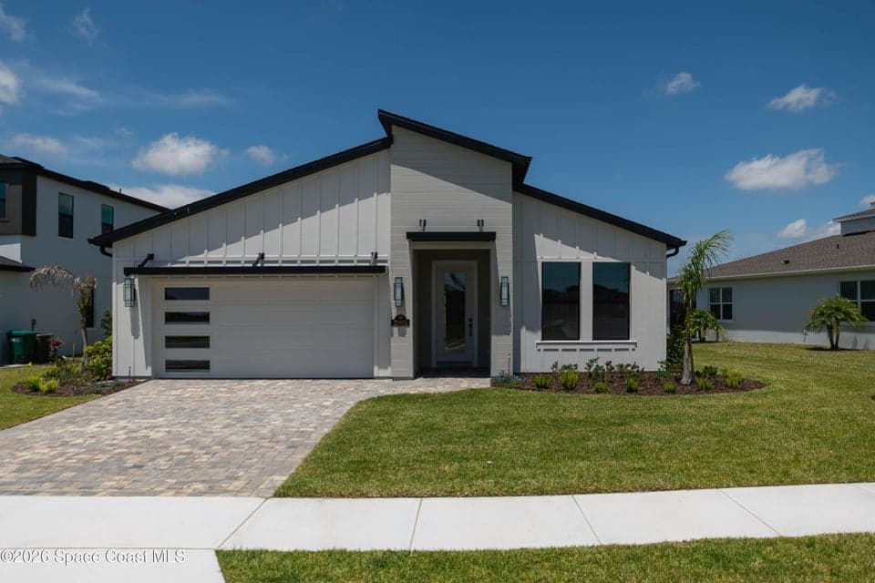 2995 Dampier Drive, Melbourne, FL 32940