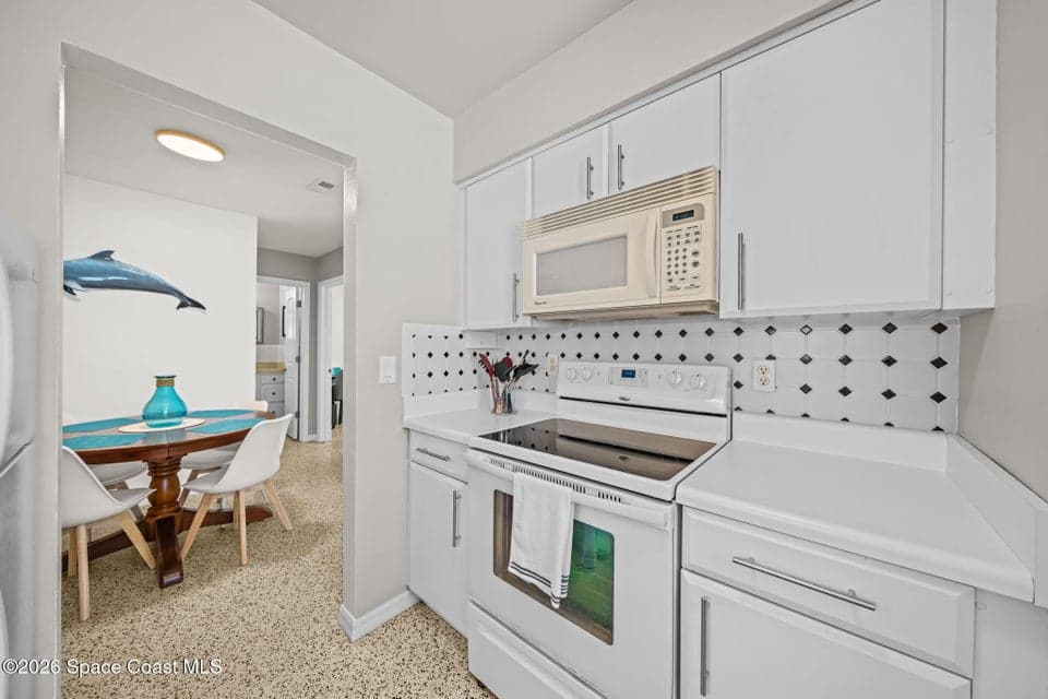 1563 S Atlantic Avenue 13, Cocoa Beach, FL 32931 photo 5