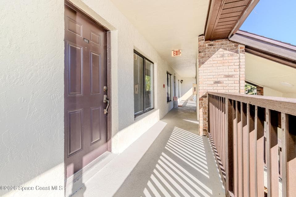 1515 Huntington Lane E 922, Rockledge, FL 32955 photo 2