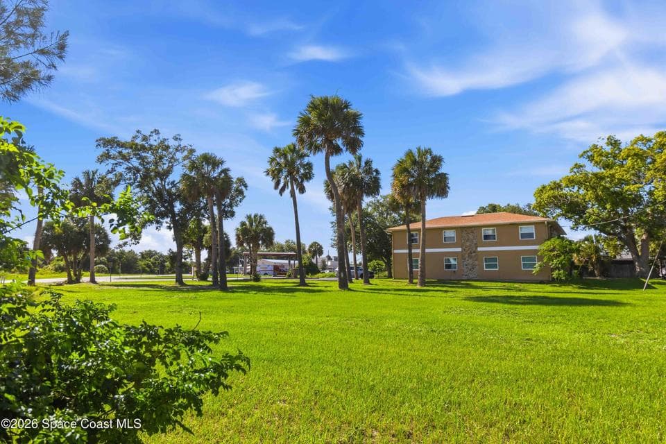 204 W Avenue B, Melbourne, FL 32901 photo 3