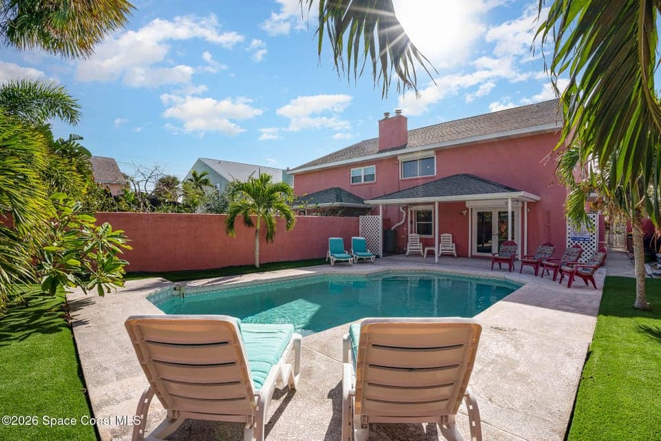 220 Arthur Avenue, Cocoa Beach, FL 32931 photo 3