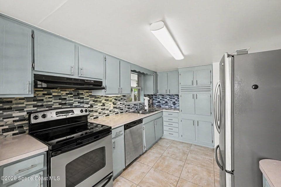 2292 Lakeview Drive, Melbourne, FL 32935 photo 3