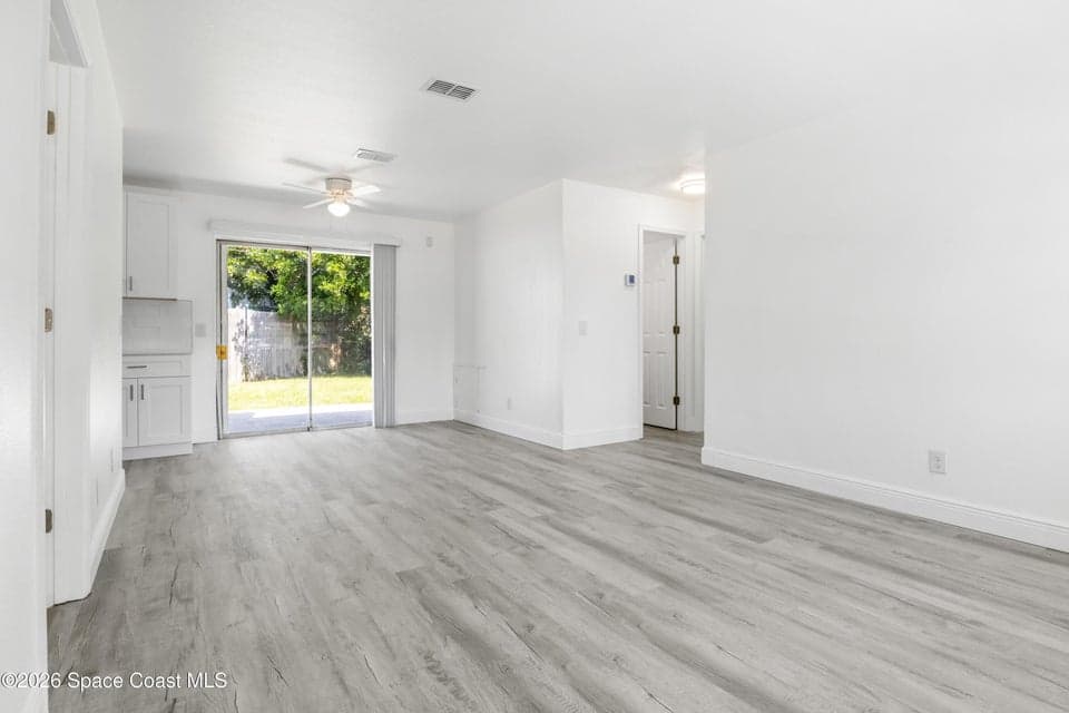 346 Crown Boulevard, Melbourne, FL 32901 photo 3