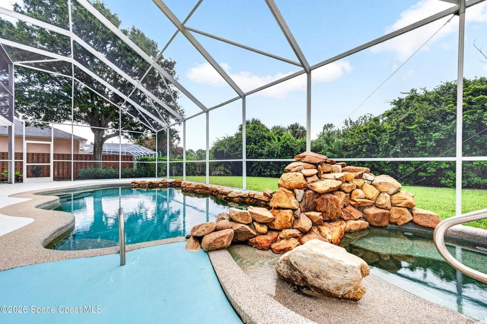 3251 Windsor Estates Drive, Melbourne, FL 32940 photo 2