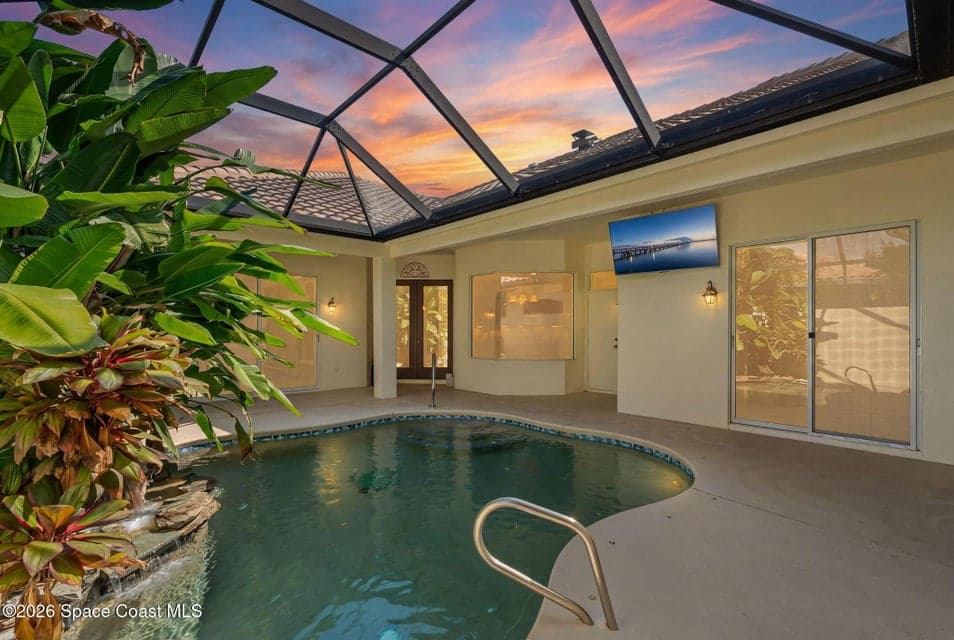 162 Whaler Drive, Melbourne Beach, FL 32951 photo 2