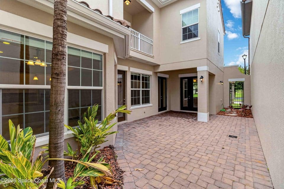7133 Vista Hermosa Drive, Melbourne, FL 32940 photo 4