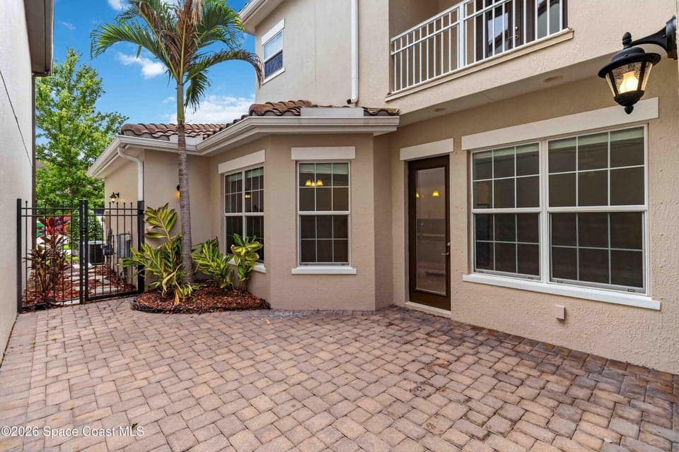7133 Vista Hermosa Drive, Melbourne, FL 32940 photo 5