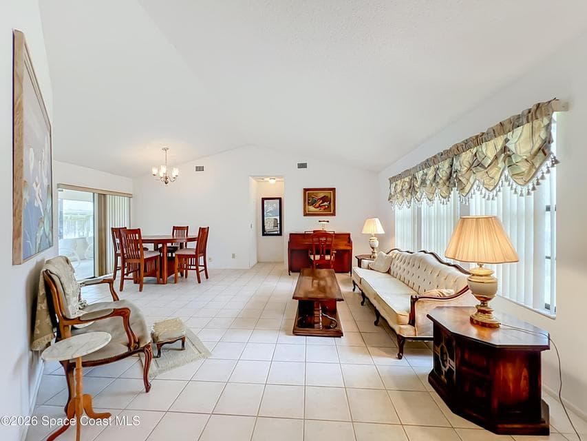 132 Oak Lake Road, Melbourne, FL 32901 photo 4