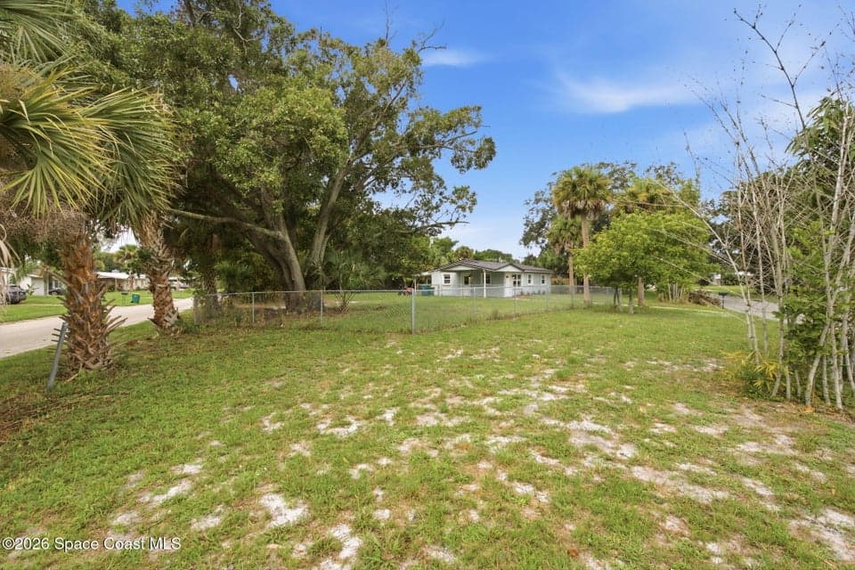 2267 Robinhood Drive, Melbourne, FL 32935 photo 6