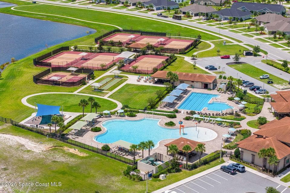8224 Loren Cove Drive, Melbourne, FL 32940 photo 2