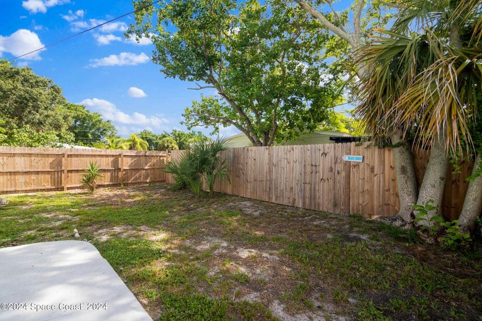 1843 Madison Avenue, Melbourne, FL 32935 photo 2