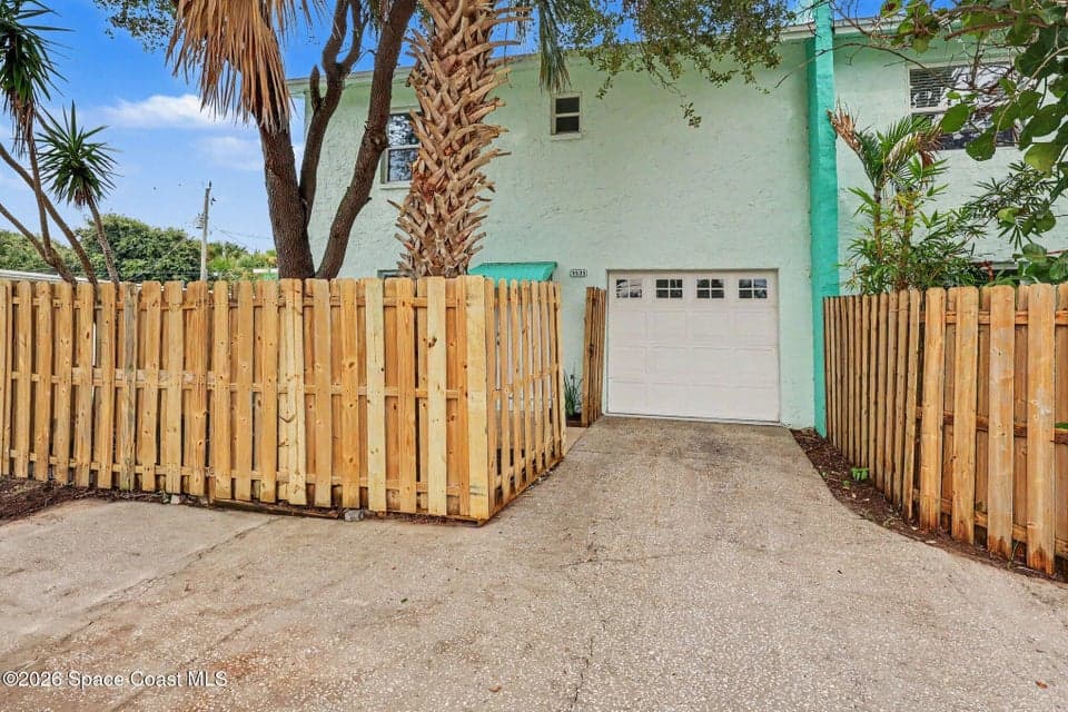 1531 S Orlando Avenue, Cocoa Beach, FL 32931 photo 2