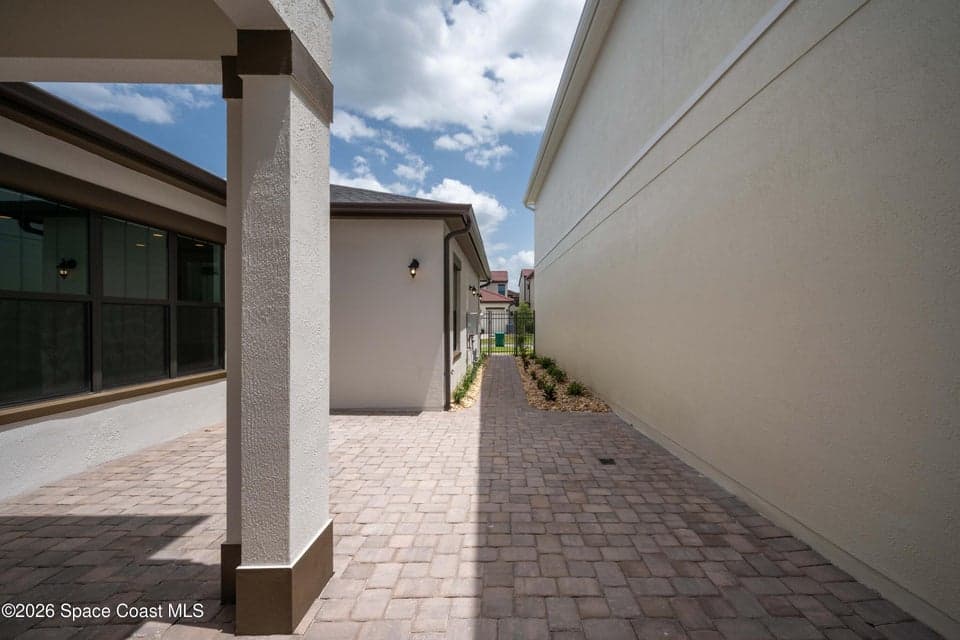 7629 Allure Drive, Melbourne, FL 32940 photo 5