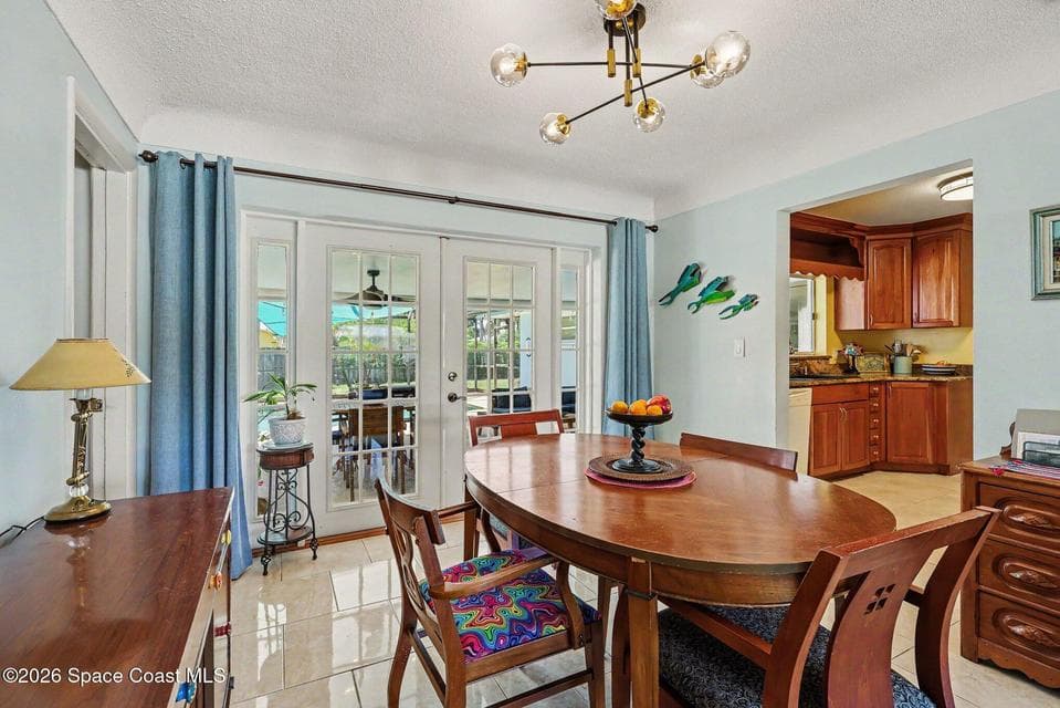 575 Glenwood Avenue, Satellite Beach, FL 32937 photo 4