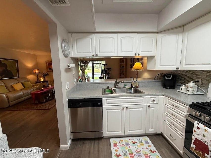 340 Lofts Drive C-2, Melbourne, FL 32940 photo 5
