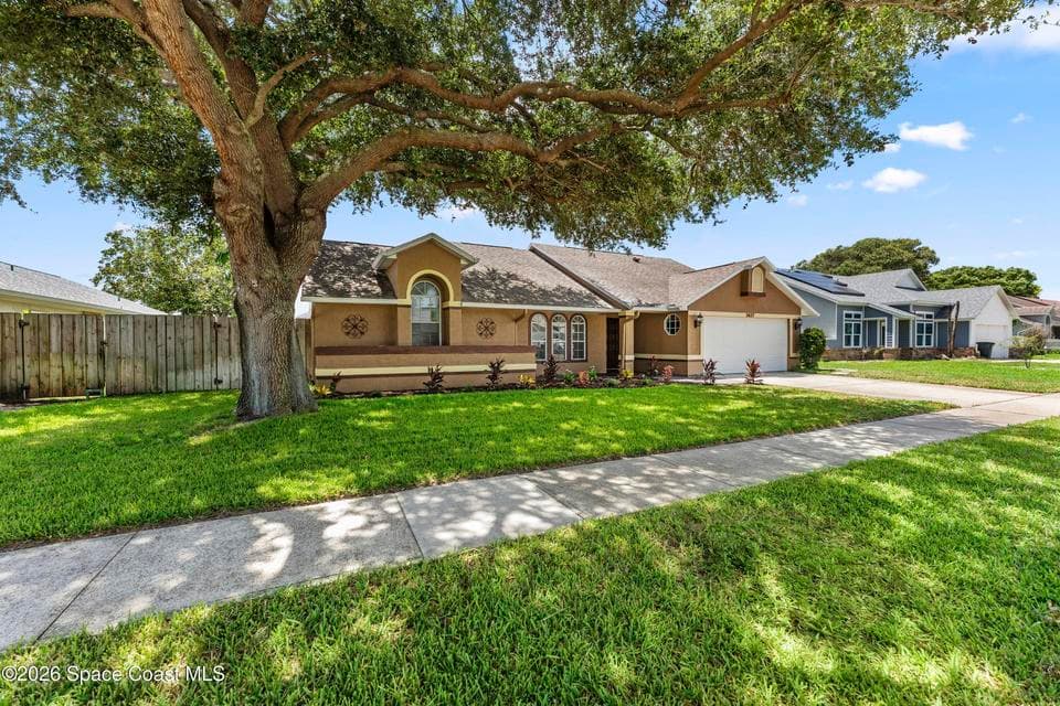 3657 Whisperwood Circle, Melbourne, FL 32901 photo 4