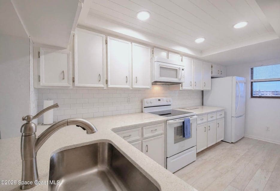 1830 N Atlantic Avenue C605, Cocoa Beach, FL 32931 photo 4