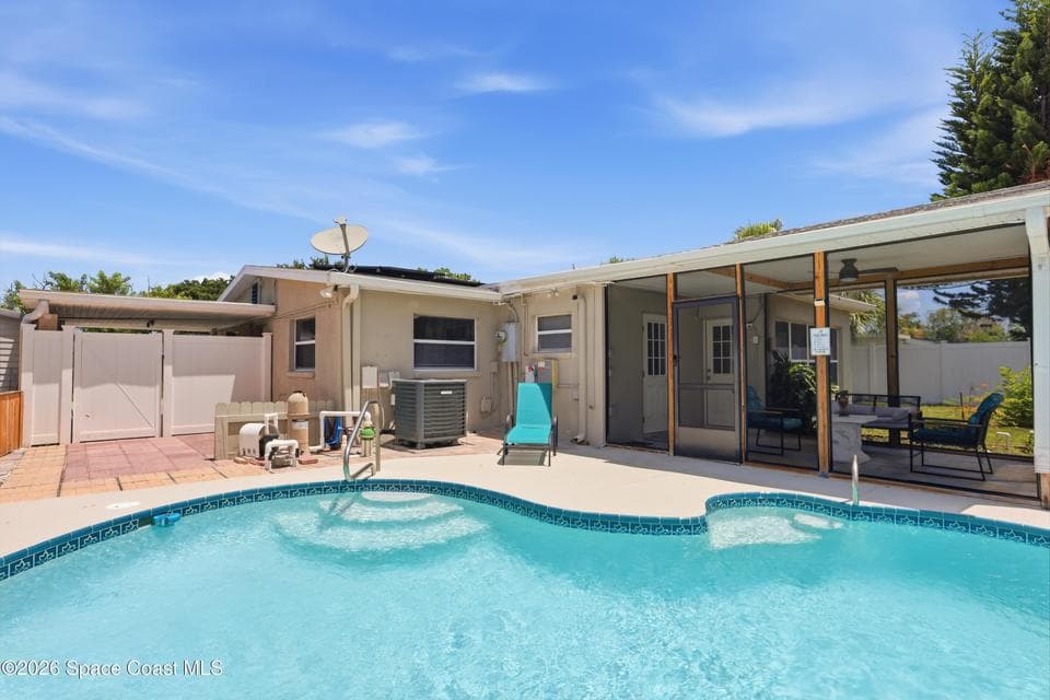 2567 Andrews Avenue, Melbourne, FL 32935 photo 4