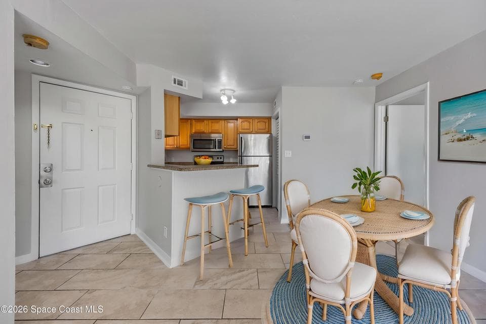 650 Island Club Court 160, Indialantic, FL 32903 photo 3