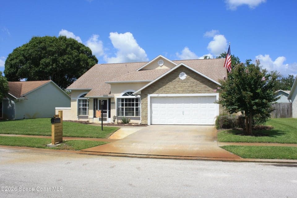 3390 Areca Palm Avenue, Melbourne, FL 32901 photo 2