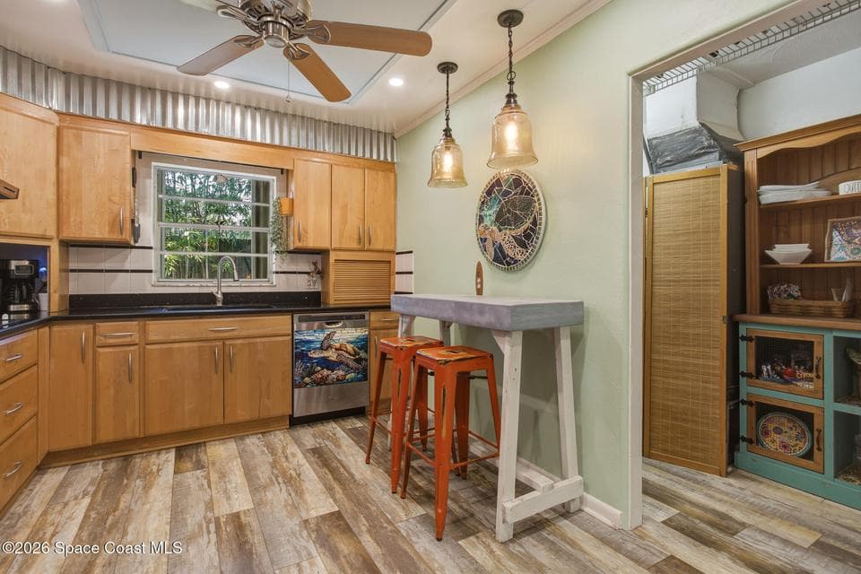 2202 Hyde Parkway, Melbourne, FL 32901 photo 5