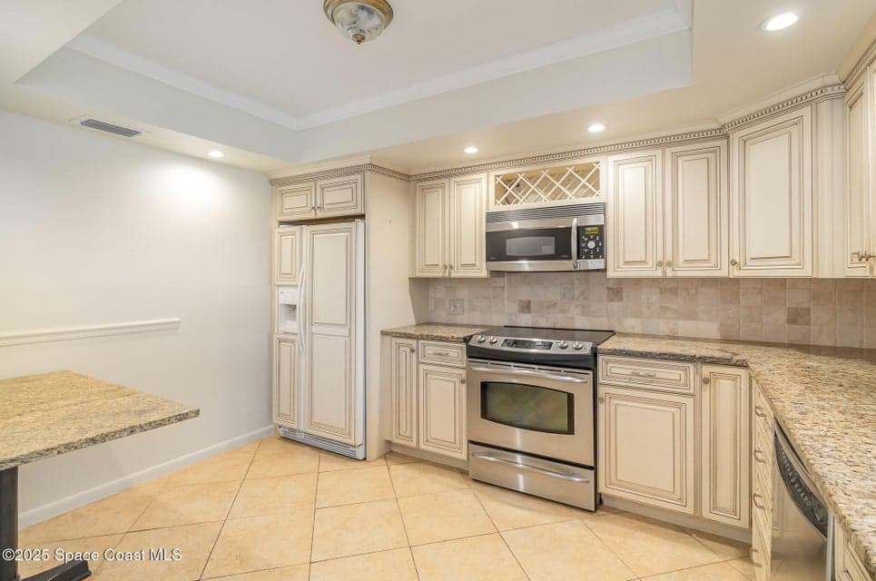 446 Blue Jay Lane, Satellite Beach, FL 32937 photo 4