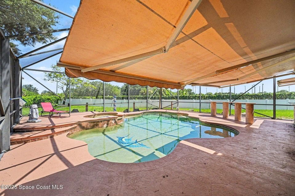 504 Lake Victoria Circle, Melbourne, FL 32940 photo 3