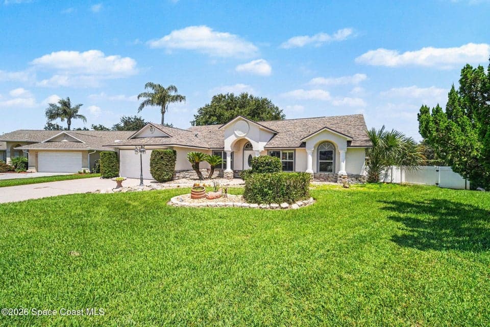 504 Lake Victoria Circle, Melbourne, FL 32940 photo 6